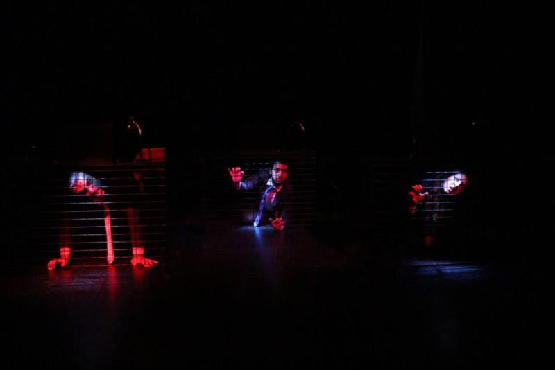 3 Maymun - Sahne Görüntüsü 3